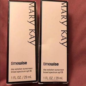 Mary Kay Timewise Day Solution Sunscreen